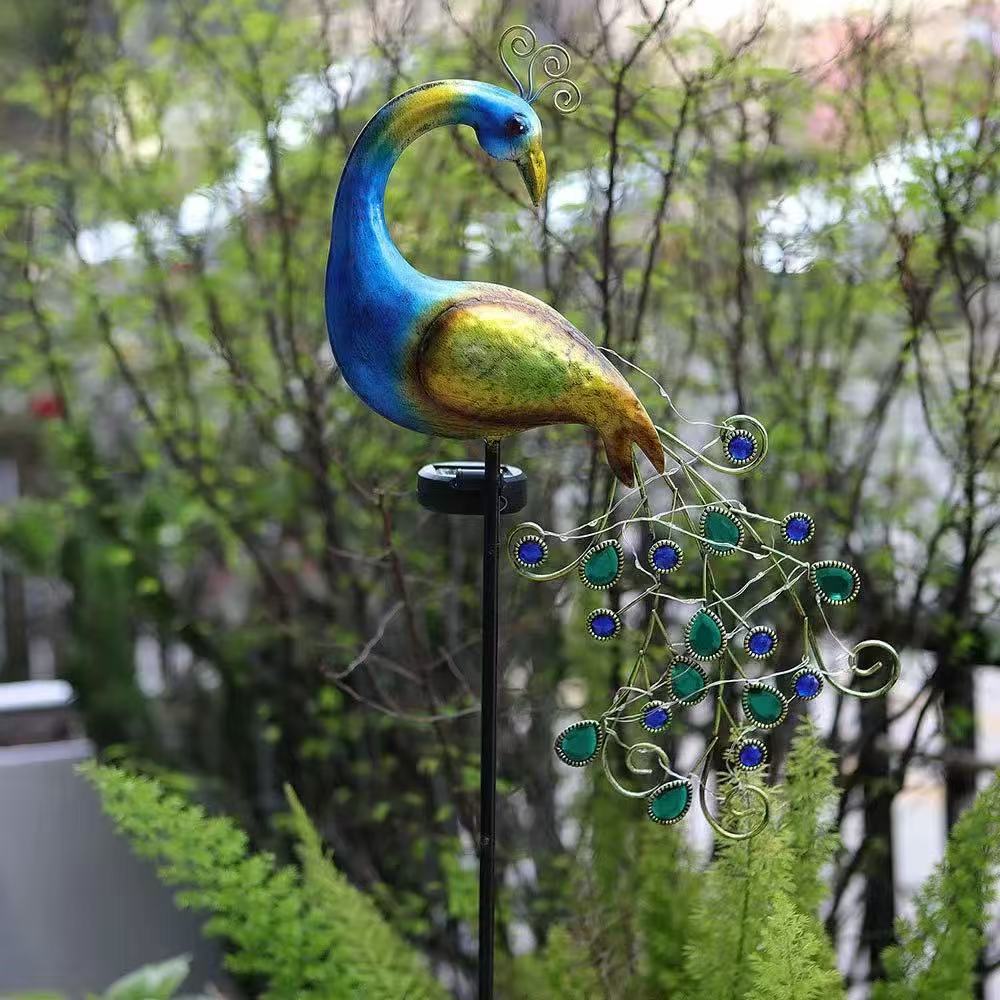 Metal Peacock Solar Stake Ligh - Outdoor Power Stake recension och pris
